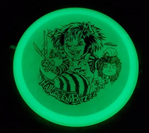Discraft Buzzz Halloween Chucky Limited Edition Glow 180 grams Mid Range Disc - Picture 1 of 13