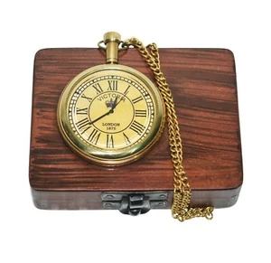 Antiguo Reloj de Bolsillo Vintage Marítimo Latón Victoria London1875 con Caja de Madera - Imagen 1 de 5