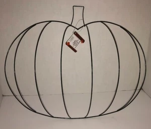 Halloween Kürbis Dekoration Kranz Drahtrahmen Form Größe 14”Hx17”Bx6”T-VERSAND24 STUNDEN - Bild 1 von 12