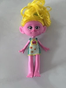 Dreamworks Trolls Band Together Trendsettin Viva Fashion Doll. 3233 - Foto 1 di 3