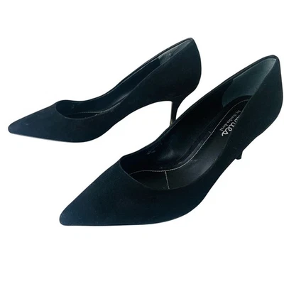 Zapatos de salón Charles David talla 8M aterciopelados de gamuza sintética negros punta de gatito Foto 1 de 4