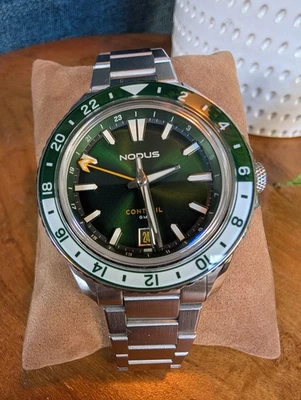 Barely Used Nodus Contrail GMT Evergreen With Box And Papers - Image 1 of 4