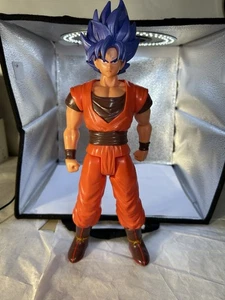 Dragon Ball Super Sauyan Azul Kaioken X10 Goku Limit Breaker Game Stop - Imagen 1 de 7