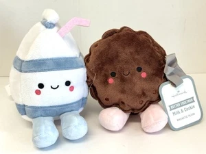 Hallmark Better Together Milk & Cookie Magnetic Stuffed Plush Set Toy NWT - Picture 1 of 4