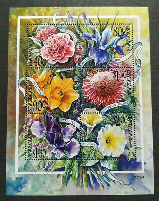 2001 New Zealand Garden Flowers Miniature Stamp Sheet MS Fresh Mint NH - Image 1 of 2