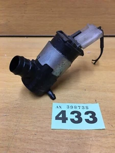 Mitsubishi Shogun Pajero Mk2 Wiper Washer Bottle Tank Pump Motor - Picture 1 of 3