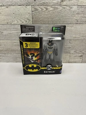 Spin Master DC Batman Armor Batman 4” The Caped Crusader Series 1st Edition - Image 1 of 4