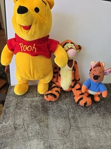 Vintage Winnie The Pooh Disney Plush Lot - Picture 1 of 4