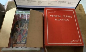VINTAGE TANZENDE MUSIKALISCHE CLOWN SCHATTENBOX SCHMUCKSCHATULLE MIT SCHMUCKZEICHNUNG 60er Jahre - Bild 1 von 3