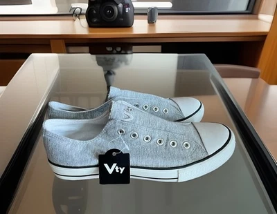 NEU Vty Bequeme Sneakers von Victory Vty Gr. 41 Grau - Bild 1 von 4