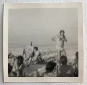 PHOTO ANCIENNE - VINTAGE SNAPSHOT - PHOTO RATÉE - ERREUR - FLOU DE BOUGÉ - ERROR - Foto 1 di 1