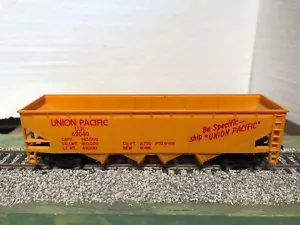 HO Scale 42’ Union Pacific 4-Bay Riveted Open Hopper (22-171) - Picture 1 of 6