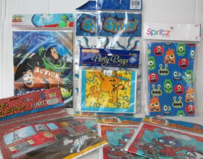 LOTE MIXTO DE 8 BOLSAS DE BOTÍN DE FIESTA PARA NIÑOS SACOS DE GOLOS Toy Story Garfield Mucha Lucha BB3 Foto 1 de 4