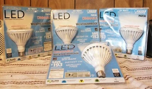 1 NEW Feit Electric 686331 PAR38 LED Dimmable Focused Weatherproof Light 90W - Picture 1 of 3