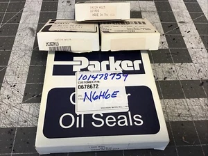 Parker Clipper Oil Seal, 1QTR11 ,1QTR08, Misc (Lot Of 4) (LMP27K) - Picture 1 of 4