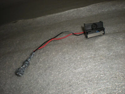 Interruptor de alimentación de cabezal de cepillo con rodillo para aspiradora inalámbrica Eureka NEW430BL RapidWash Foto 1 de 4