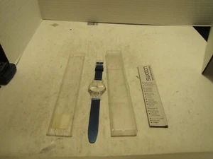 SWATCH AG 2001 BLUE BAND VINTAGE NUOVO CON SCATOLA FUNZIONANTE PULITO BATTERIA NUOVA IN SCATOLA - Foto 1 di 5