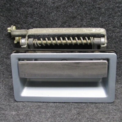 Manija de puerta exterior trasera derecha Chrysler Imperial 1990-1993 4445650 OEM K526 Foto 1 de 4