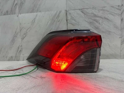 2019 2025 丰田 RAV4 外部尾灯原始设备制造商 LH 左驱动侧 LED 81560-0R090 — 第 1/4 张图片