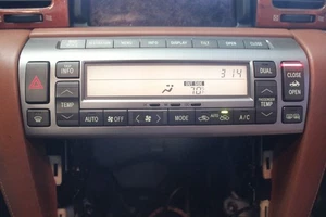 2002 LEXUS SC430 Z40 CONV #406 CLIMATE CONTROL W/ ELECTRO MULTI-VISION - Picture 1 of 10