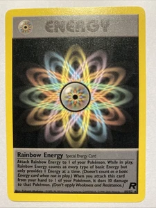 Tarjeta coleccionable de JCC Pokémon Rainbow Energy - RARA - 80/82 Team Rocket - Imagen 1 de 11