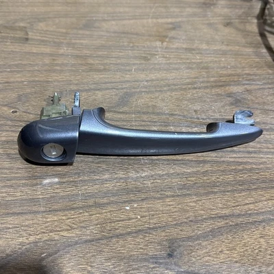 01-06 BMW E46 330Ci 3-SERIES COUPE CONVERTIBLE LEFT DOOR EXTERIOR HANDLE OEM - Image 1 of 4
