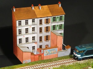 Arrière bloc de trois immeubles droits maquette HO Régions et Compagnies VIL029 - Foto 1 di 6