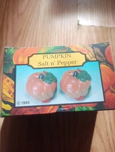 1995 Magic Creations Pumpkin Salz & Pfefferstreuer Herbst Herbst - Bild 1 von 7
