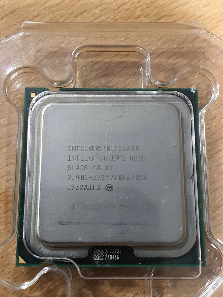 CPU Procesador Intel Core 2 Quad Q6600 2,4GHz/8M/1066 LGA775  - Imagen 1 de 1