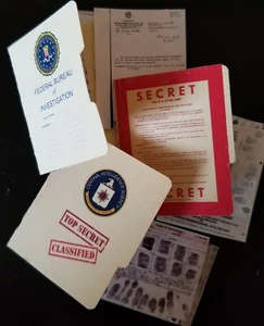 1/6 SCALE Miniature CIA / FBI Paperwork - 3 File Folders  - 22 Documents MEGASET