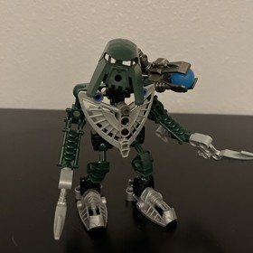 LEGO BIONICLE Matoran of Mahri Nui Defilak (8929) 100% Complete