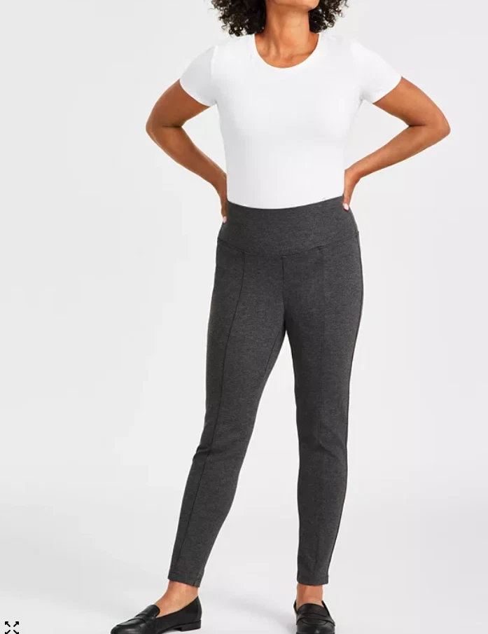 Pantalones Style & Co Petite Ponté-Knit tiro medio, entrepierna corta Foto 1 de 1