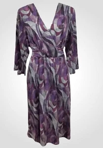 Splendido abito midi stile nord modello vortice taglia S viola elegante e versatile - Foto 1 di 12