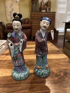 Paar antike chinesische handbemalte Famille Rose Porzellan Figuren CHINA - Bild 1 von 5
