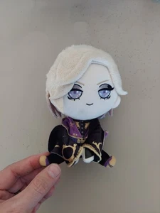 Vil Schoenheit Cotetto plush doll from Disney Twisted-Wonderland  - Picture 1 of 5