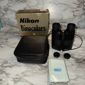 Vintage Nikon TraveLite 9x25 5.6° Binoculars compact w/case - Picture 1 of 7