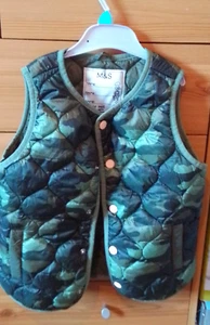 Camouflage Puffer Jacket - Marks & Spencer - Male Child - Ages 6-7 Years - Picture 1 of 2