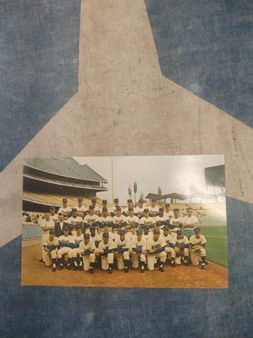 1962 Los Angeles Dodgers  Team Photo w/ Sandy Koufax Postcard RARE Nr. Mint Cover