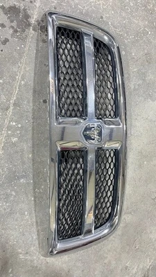 For 2010-2018 Ram 2500/3500 Front Bumper Grille Grill Chrome+Black 68149139AA - Image 1 of 4