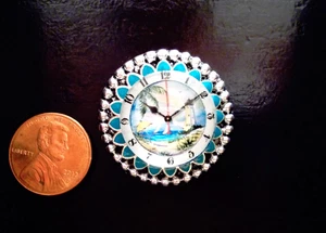 New Dollhouse Miniature Wall Clock 1:12 Scale Turquoise Art Deco with Glass Dome - Bild 1 von 2