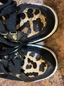 Michael Kors BRAND NEW LEOPARD AND BLACK LEATHER HIGH TOP SNEAKERS 7M - Picture 1 of 11