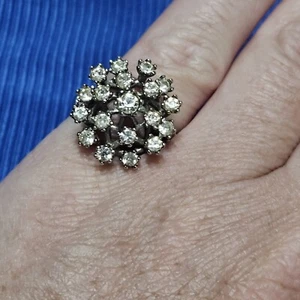 Vintage 18kt White Gold HGE Rhinestone Beehive Cluster Ring Size 7 - Picture 1 of 6