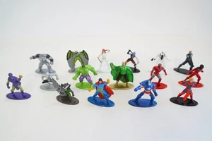 Jada Toys Nano Metalfigs Marvel Superheroes Lot of Diecast Mini Action Figures - Picture 1 of 11