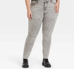 Ava & Viv Gray Acid Wash Skinny Jeans-Size 16W-High Rise-Raw Hem-Stretch-Classic - Picture 1 of 9