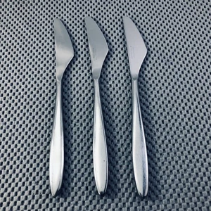 Oxford Hall Waage Muster Edelstahl Tafelmesser 8 5/16" MCM 3er Set - Bild 1 von 5