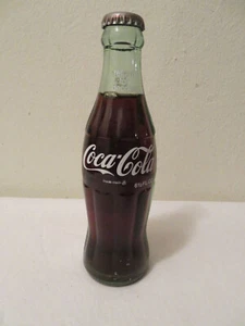 Botella de vidrio de Coca Cola de colección devolución para depósito completa 6,5 fl ozs - Imagen 1 de 5