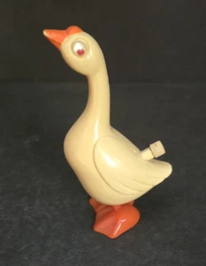 Vintage 1977 Tomy Windup Waddling Goose toy - Picture 1 of 4