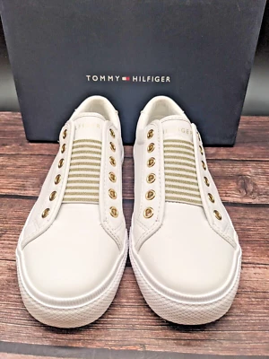 Tommy Hilfiger Laven Mujer Zapatillas Sin Cordones Blanco Dorado Talla 5 M Nuevas en Caja Foto 1 de 4