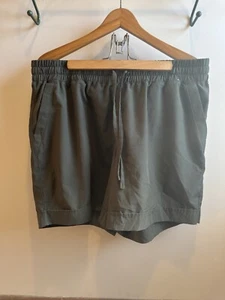 Mondetta Damen Pull-On Shorts Gr. Lg olivgrün Taschen Kordelzug - Bild 1 von 10