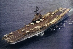 USS HANCOCK 8X10 FOTO CV-19 NAVY US USA MILITÄR FLUGZEUGTRÄGER SCHIFF - Bild 1 von 1